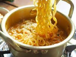Miojo Nissin Lamen Frango Assado com Limao 85g