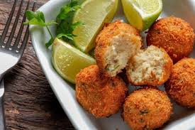 Salgadinhos - Bolinho de Bacalhau - 12 unids.
